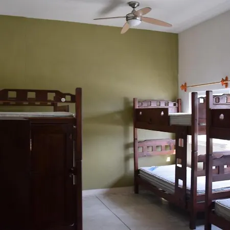 Hostel Rio Playa